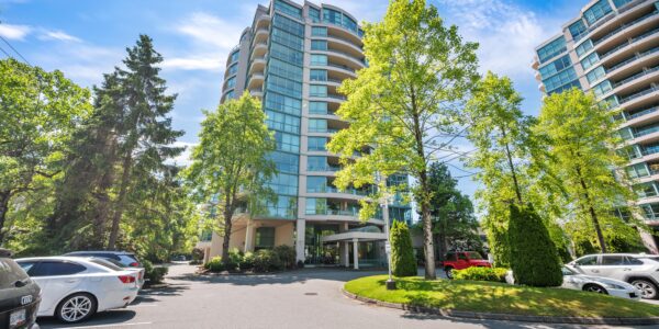 8851 1007 Lansdowne Rd Richmond 01-min